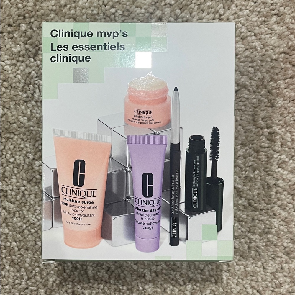 Clinique MVP’s Essentials Set with eyeliner & mascara